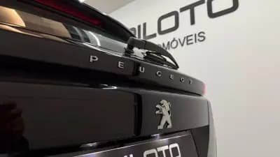 Sell Peugeot 2008 2021 - 15490 EUR, 68523 km - AUTO.MOTO.pt