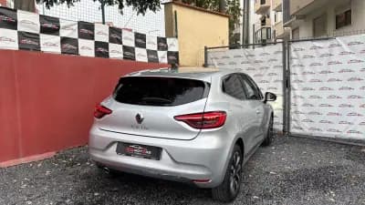 Vendo Renault Clio 2023 - 14500 EUR, 79000 km - AUTO.MOTO.pt