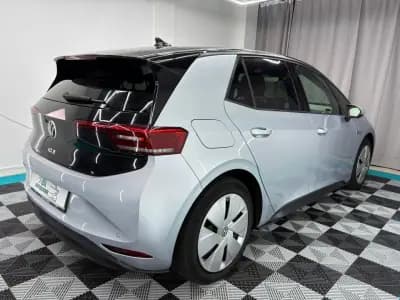 Sell Volkswagen ID.3 2020 - 16999 EUR, 130000 km - AUTO.MOTO.pt