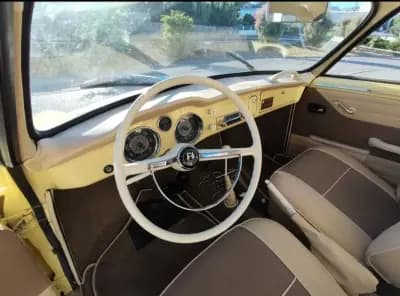 Vendo Volkswagen Karmann Ghia 1962 - 39900 EUR, 95000 km - AUTO.MOTO.pt