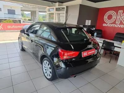 Sell Audi A1 2011 - 8650 EUR, 215600 km - AUTO.MOTO.pt