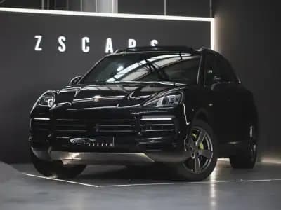 Vendo Porsche Cayenne 2018 - 59990 EUR, 119000 km - AUTO.MOTO.pt