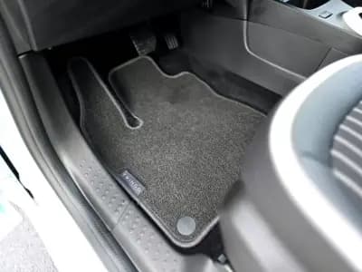 Vendo Renault Twingo 2023 - 14750 EUR, 27700 km - AUTO.MOTO.pt