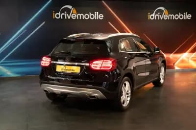 Vendo Mercedes-Benz GLA 180 2017 - 17900 EUR, 228238 km - AUTO.MOTO.pt