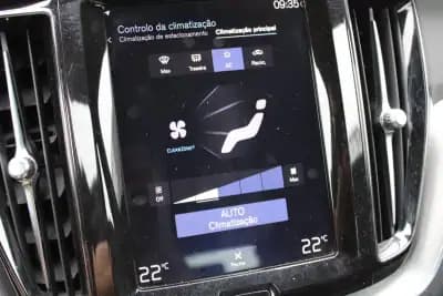 Vendo Volvo XC 60 2020 - 33990 EUR, 168000 km - AUTO.MOTO.pt