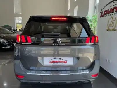 Vendo Peugeot 5008 2017 - 22500 EUR, 161123 km - AUTO.MOTO.pt