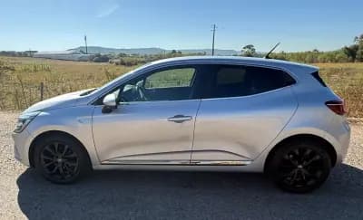 Vendo Renault Clio 2020 - 13480 EUR, 93000 km - AUTO.MOTO.pt