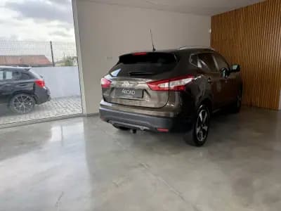 Sell Nissan Qashqai 2015 - 14500 EUR, 171000 km - AUTO.MOTO.pt