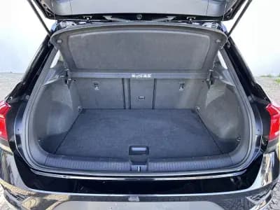 Vendo Volkswagen T-Roc 2021 - 24500 EUR, 122000 km - AUTO.MOTO.pt