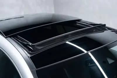 Vendo Mercedes-Benz CLA 180 2022 - 34950 EUR, 67000 km - AUTO.MOTO.pt