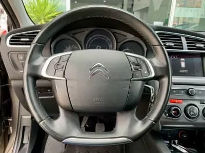 Sell Citroën C4 2016 - 10900 EUR, 147000 km - AUTO.MOTO.pt