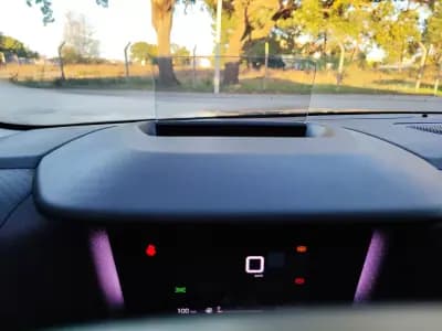 Vendo Citroën C4 2022 - 17900 EUR, 75500 km - AUTO.MOTO.pt