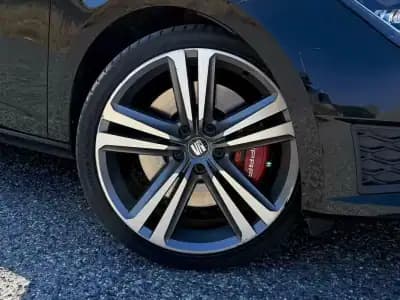 Sell SEAT Leon 2015 - 24900 EUR, 129900 km - AUTO.MOTO.pt