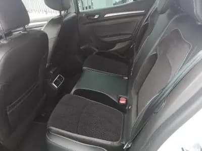 Vendo Renault Mégane 2019 - 17900 EUR, 96000 km - AUTO.MOTO.pt