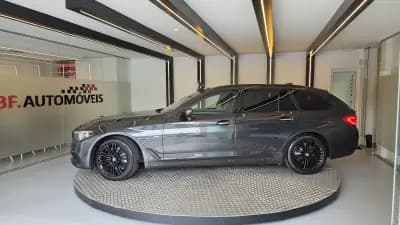 Vendo BMW 520 2018 - 23900 EUR, 284762 km - AUTO.MOTO.pt