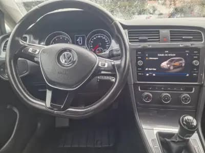 Vendo Volkswagen Golf 2019 - 18999 EUR, 139668 km - AUTO.MOTO.pt