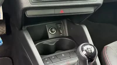 Vendo SEAT Ibiza 2017 - 10900 EUR, 158000 km - AUTO.MOTO.pt