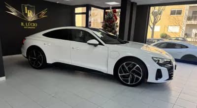 Vendo Audi e-tron GT 2023 - 62500 EUR, 53927 km - AUTO.MOTO.pt