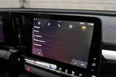 Vendo Renault Mégane E-Tech 2023 - 20950 EUR, 72823 km - AUTO.MOTO.pt