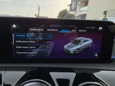 Vendo Mercedes-Benz CLA 180 2020 - 31990 EUR, 97000 km - AUTO.MOTO.pt