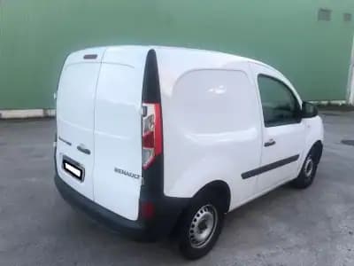 Vendo Renault Kangoo 2019 - 8450 EUR, 180000 km - AUTO.MOTO.pt