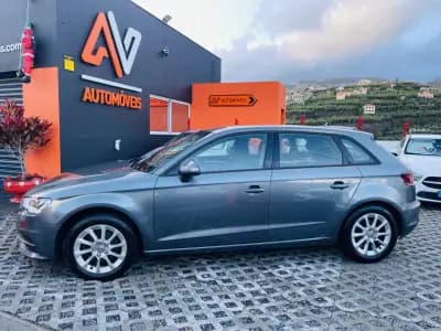 Vendo Audi A3 Sportback 2016 - 13950 EUR, 205548 km - AUTO.MOTO.pt