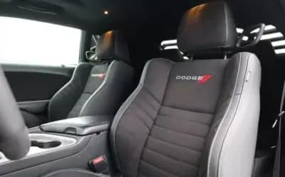 Vendo Dodge Challenger 2019 - 68990 EUR, 125171 km - AUTO.MOTO.pt