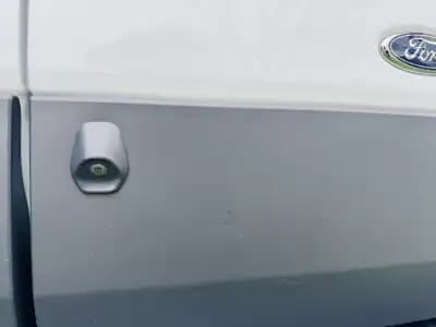 Vendo Ford Transit 2019 - 21999 EUR, 169000 km - AUTO.MOTO.pt