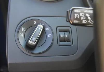 Sell SEAT Ibiza 2017 - 12500 EUR, 55000 km - AUTO.MOTO.pt