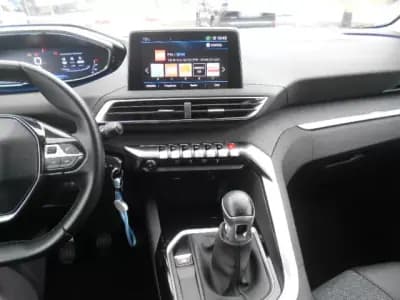 Sell Peugeot 3008 2019 - 19500 EUR, 66067 km - AUTO.MOTO.pt