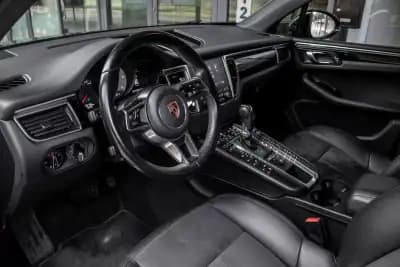 Vendo Porsche Macan 2018 - 59990 EUR, 99798 km - AUTO.MOTO.pt