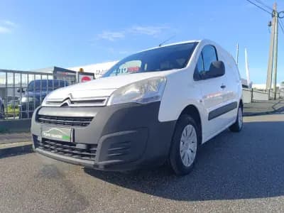 Sell Citroën BERLINGO 3 LUGARES 2017 - 9000 EUR, 220000 km - AUTO.MOTO.pt
