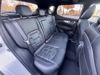 Vendo Nissan Qashqai 2018 - 17990 EUR, 97000 km - AUTO.MOTO.pt