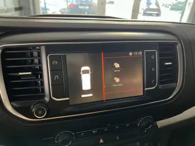 Vendo Citroën Spacetourer 2018 - 21800 EUR, 210620 km - AUTO.MOTO.pt
