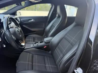 Vendo Mercedes-Benz A 180 2016 - 17999 EUR, 110000 km - AUTO.MOTO.pt