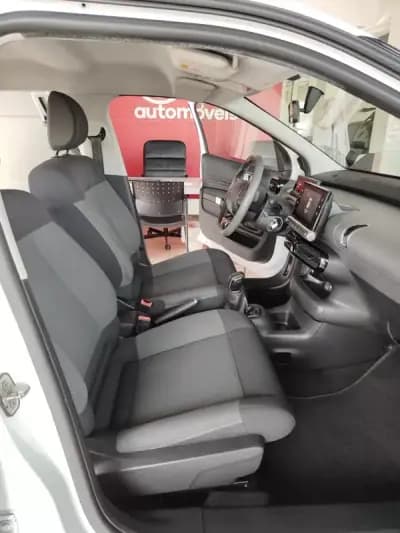 Vendo Citroën C4 Cactus 2018 - 9150 EUR, 106600 km - AUTO.MOTO.pt