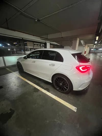 Vendo Mercedes-Benz A 250 2021 - 31700 EUR, 120000 km - AUTO.MOTO.pt