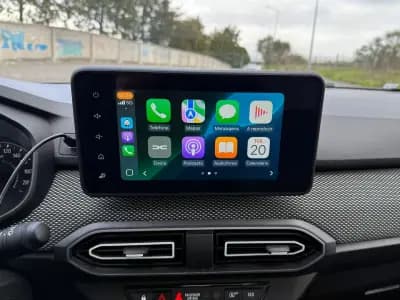 Sell Dacia Sandero 2024 - 15900 EUR, 24000 km - AUTO.MOTO.pt