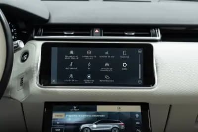 Sell Land Rover Range Rover Velar 2021 - 54950 EUR, 46000 km - AUTO.MOTO.pt