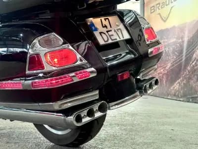 Sell Honda Gold Wing 2008 - 14900 EUR, 77093 km - AUTO.MOTO.pt