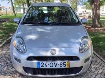 Sell Fiat Punto 2014 - 6990 EUR, 73125 km - AUTO.MOTO.pt