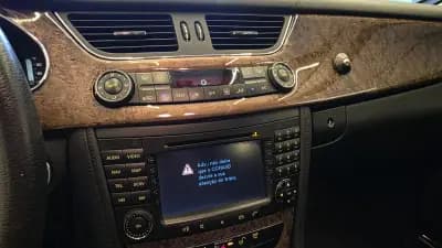 Sell Mercedes-Benz CLS 320 2007 - 12500 EUR, 452570 km - AUTO.MOTO.pt