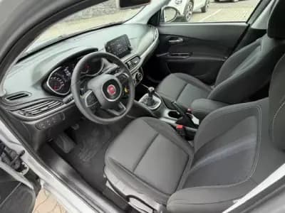 Sell Fiat Tipo Station Wagon 2020 - 14900 EUR, 55800 km - AUTO.MOTO.pt