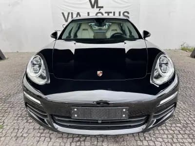 Vendo Porsche Panamera 2014 - 46000 EUR, 133000 km - AUTO.MOTO.pt