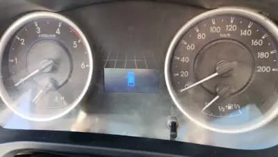 Sell Toyota Hilux 2017 - 29999 EUR, 100000 km - AUTO.MOTO.pt