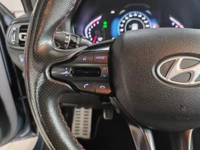 Sell Hyundai i30 2021 - 18250 EUR, 73300 km - AUTO.MOTO.pt