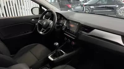 Vendo Renault Captur 2022 - 16490 EUR, 100230 km - AUTO.MOTO.pt