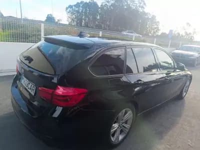 Vendo BMW 320 2017 - 16900 EUR, 160384 km - AUTO.MOTO.pt