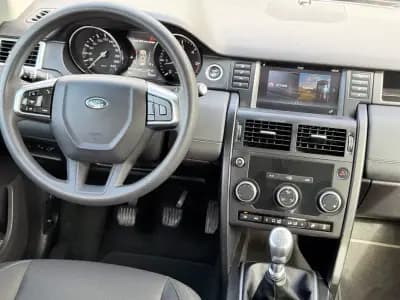 Vendo Land Rover Discovery Sport 2015 - 15900 EUR, 166000 km - AUTO.MOTO.pt