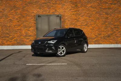 Sell SEAT Arona 2023 - 17500 EUR, 52100 km - AUTO.MOTO.pt